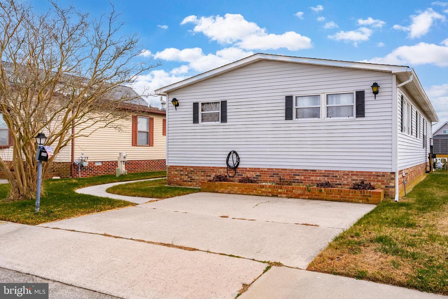 104 Sea Lane photo 1