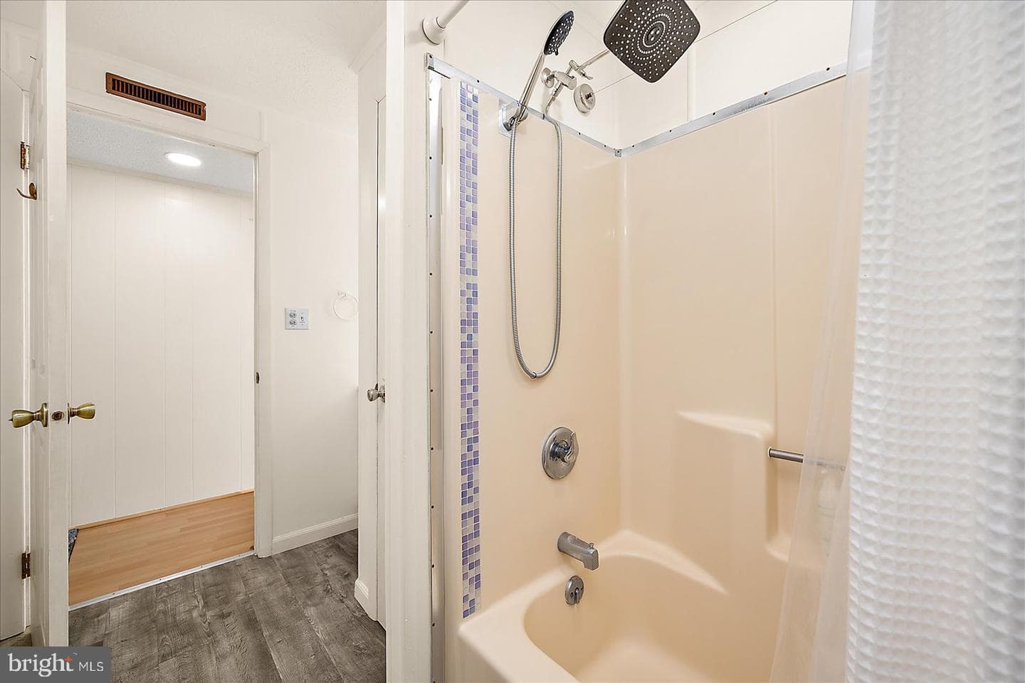 9 41st Street #320 photo 27