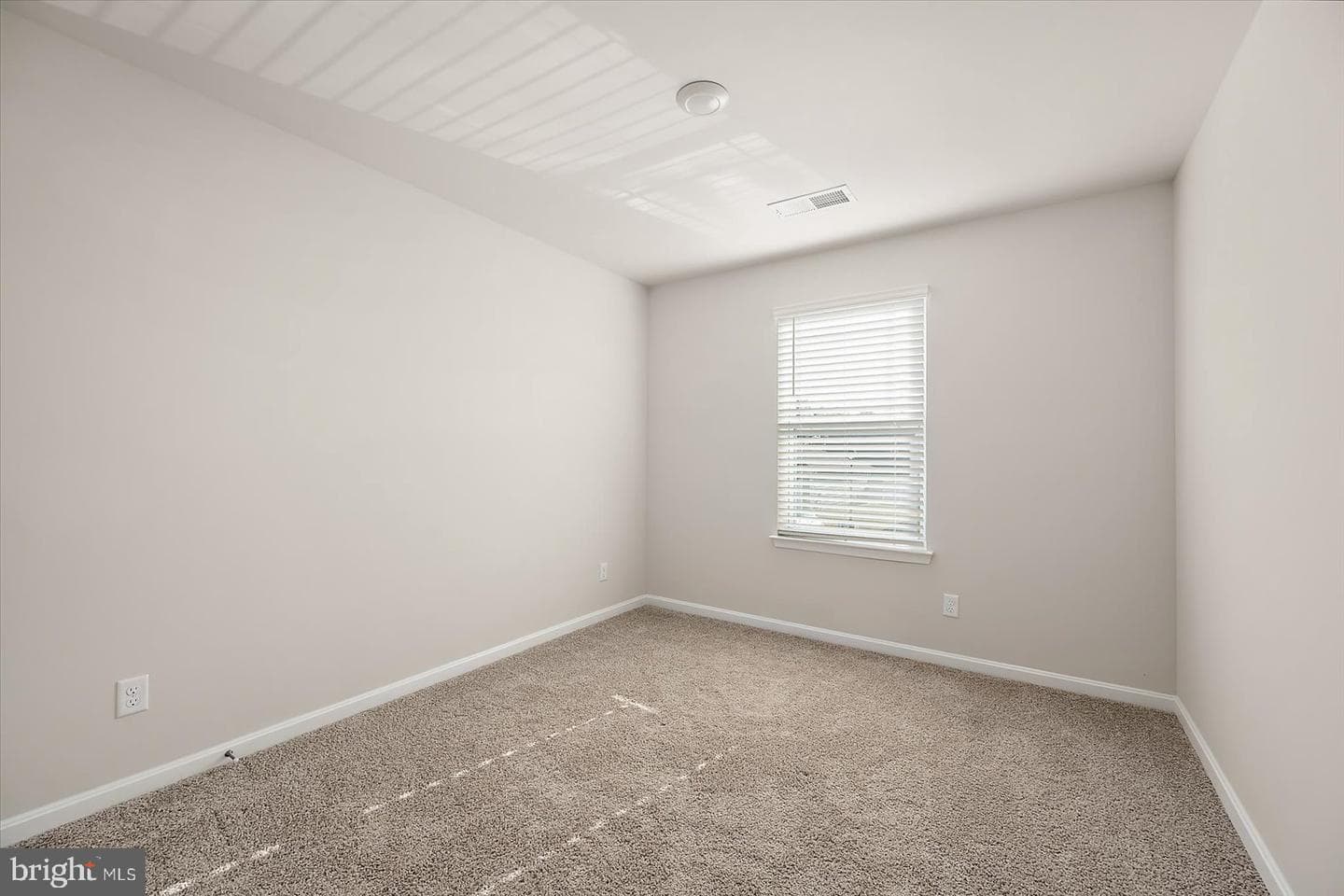 102 Fox Hound Street photo 29