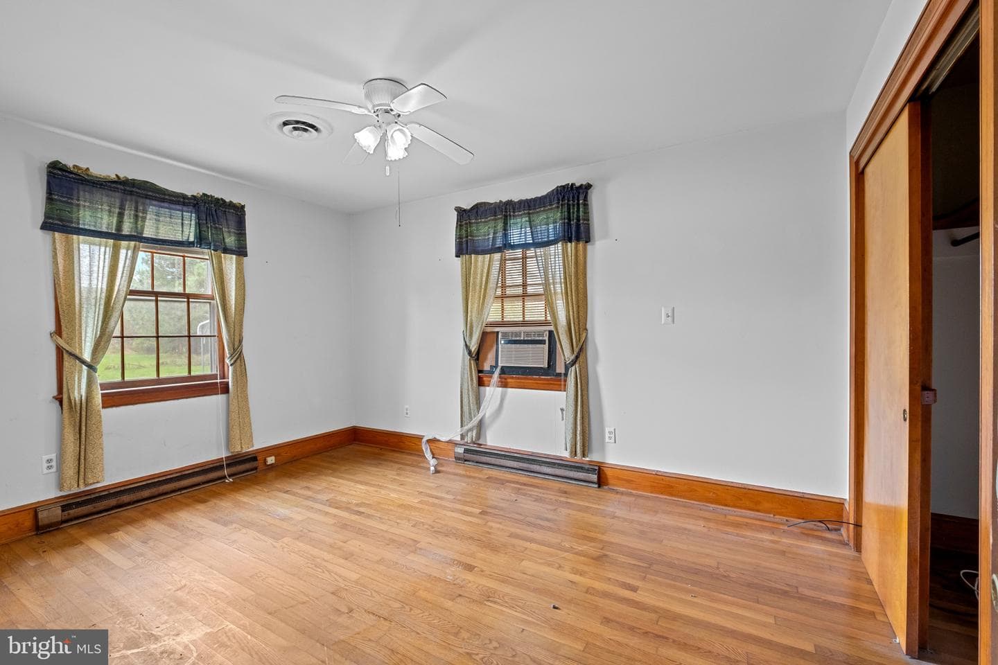 1002 Laurel St photo 10