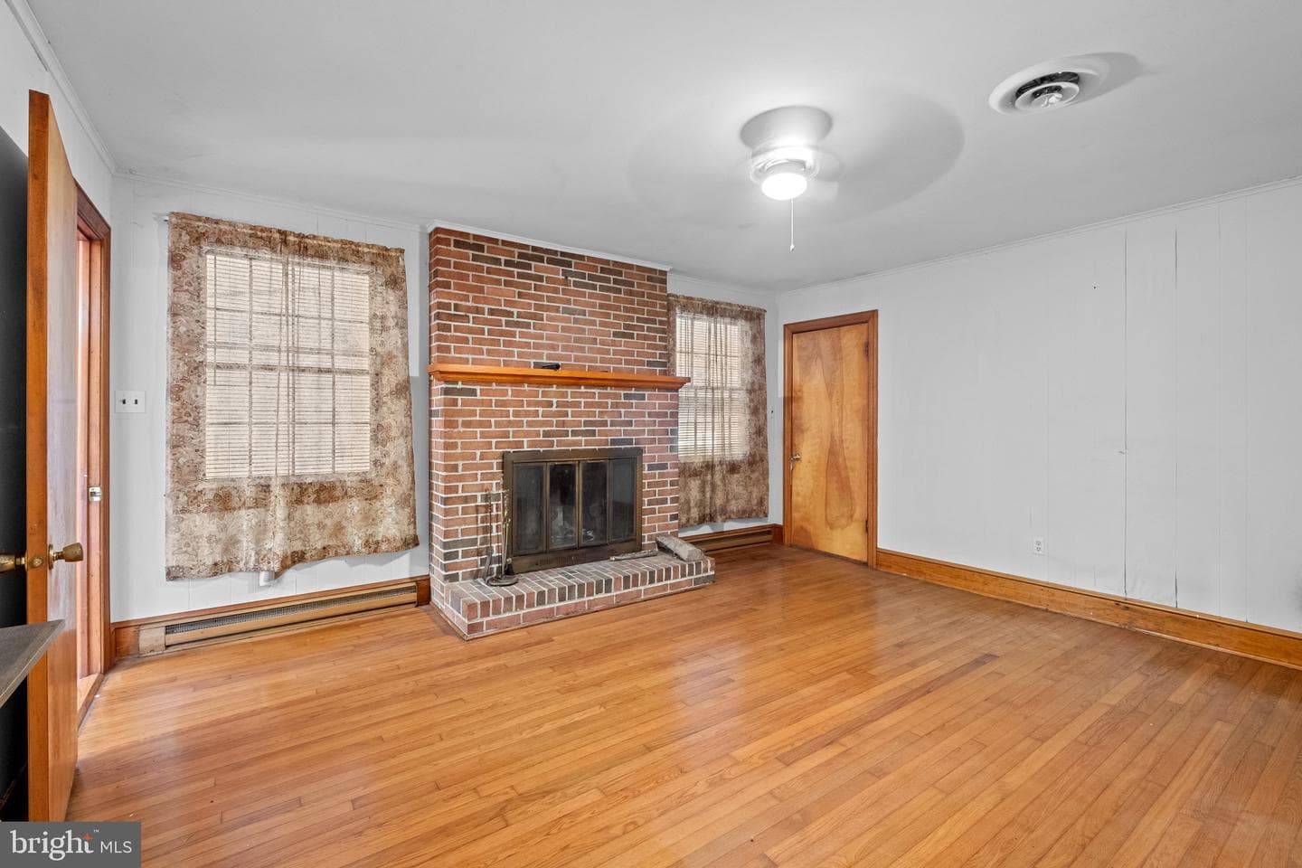1002 Laurel St photo 11