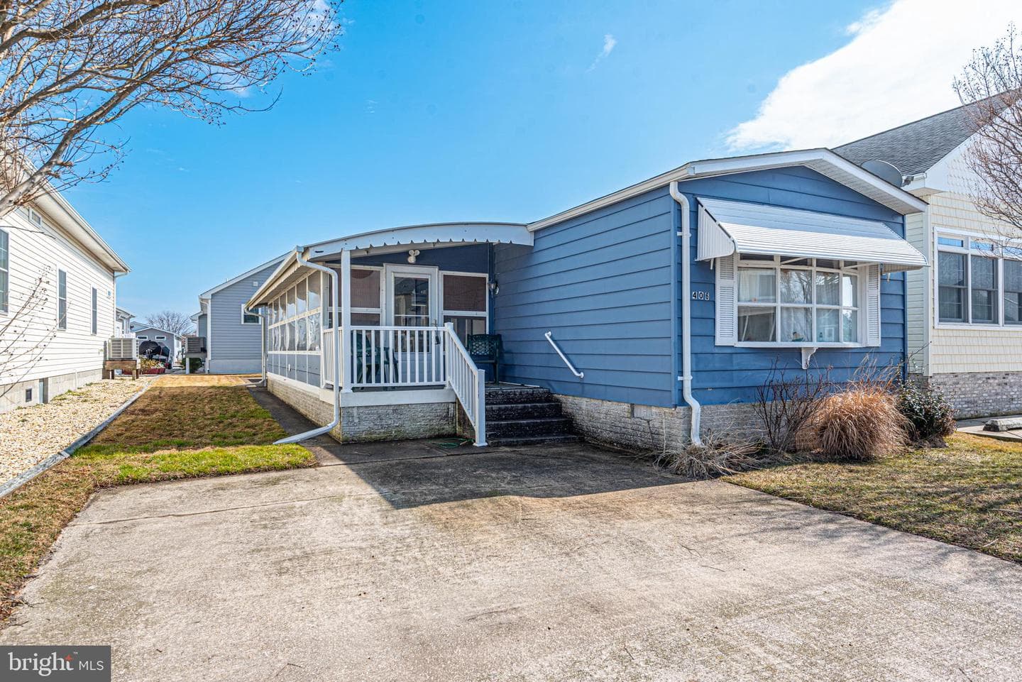 406 Nautical Lane photo 2