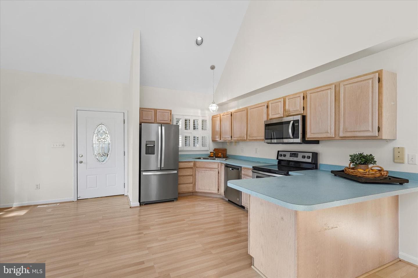 2 Waters Edge Court photo 9