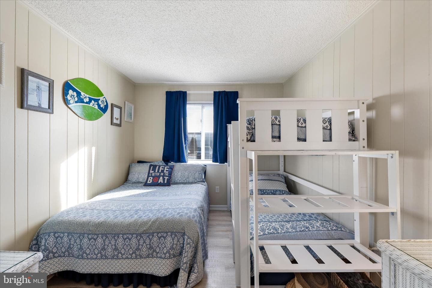 8908 Rusty Anchor Road #401 photo 26