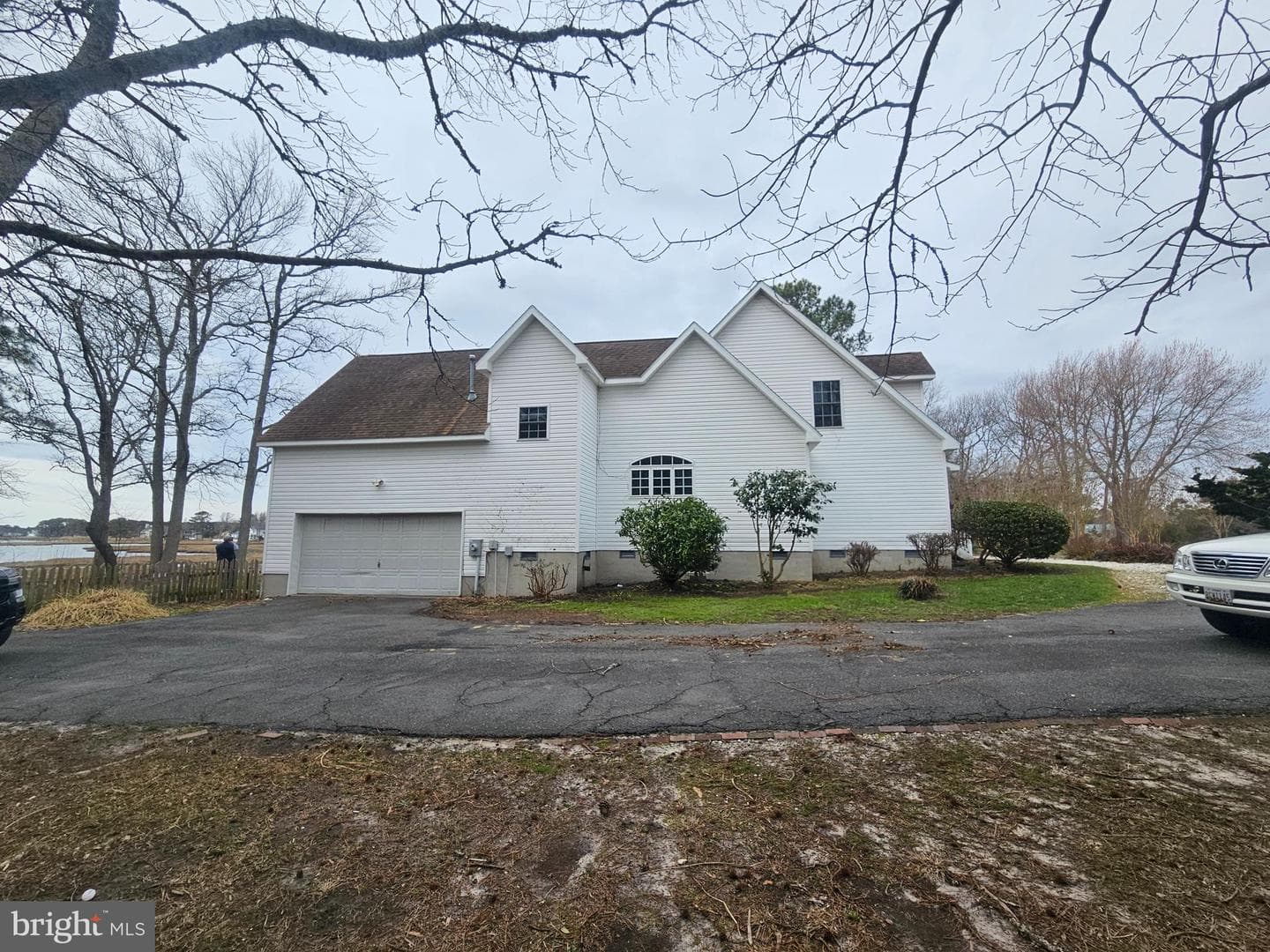 6342 Knoll Hill Dr photo 7