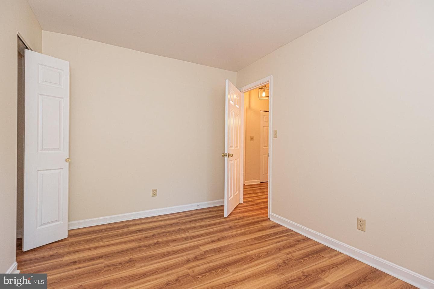 863 Ocean Parkway photo 14