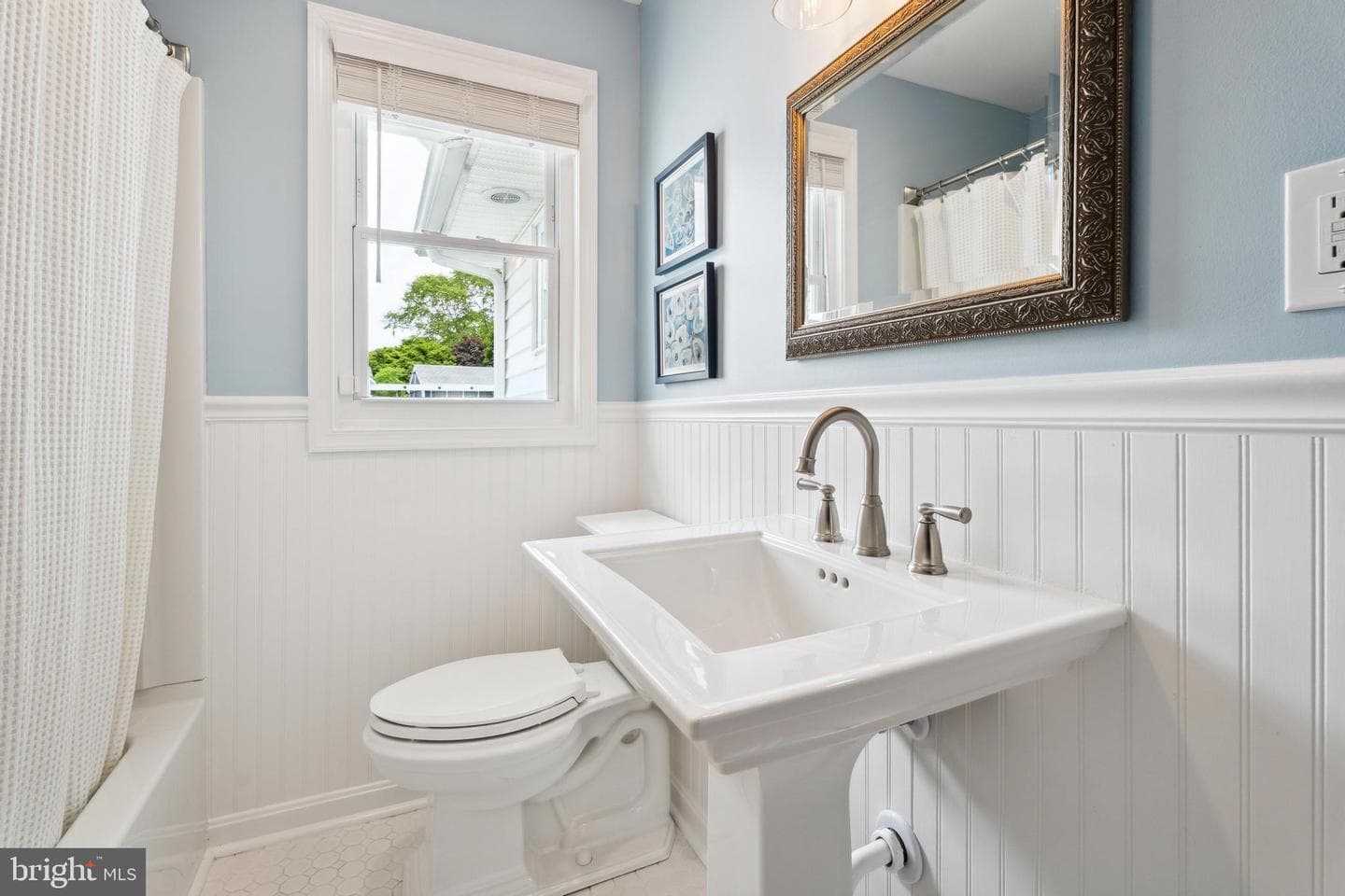 201 Buckingham Road photo 42