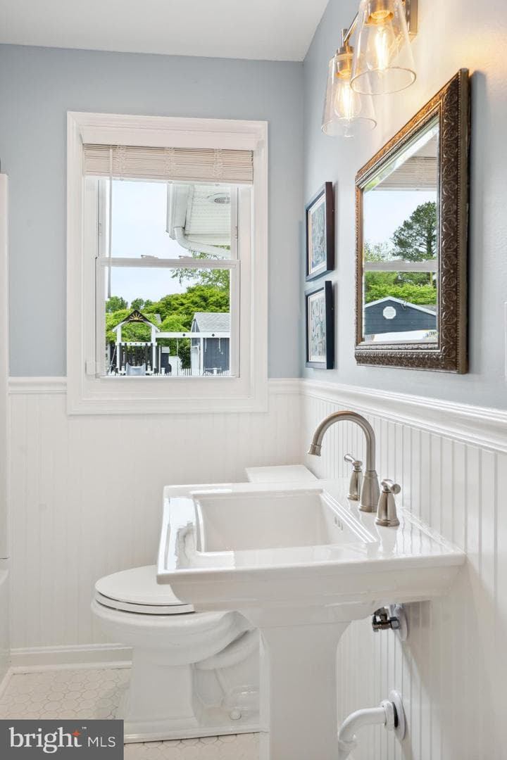 201 Buckingham Road photo 43