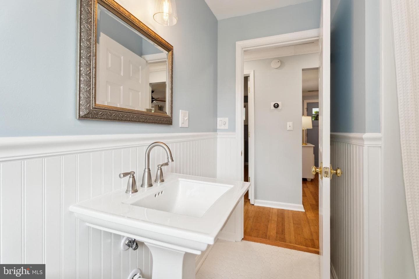 201 Buckingham Road photo 44