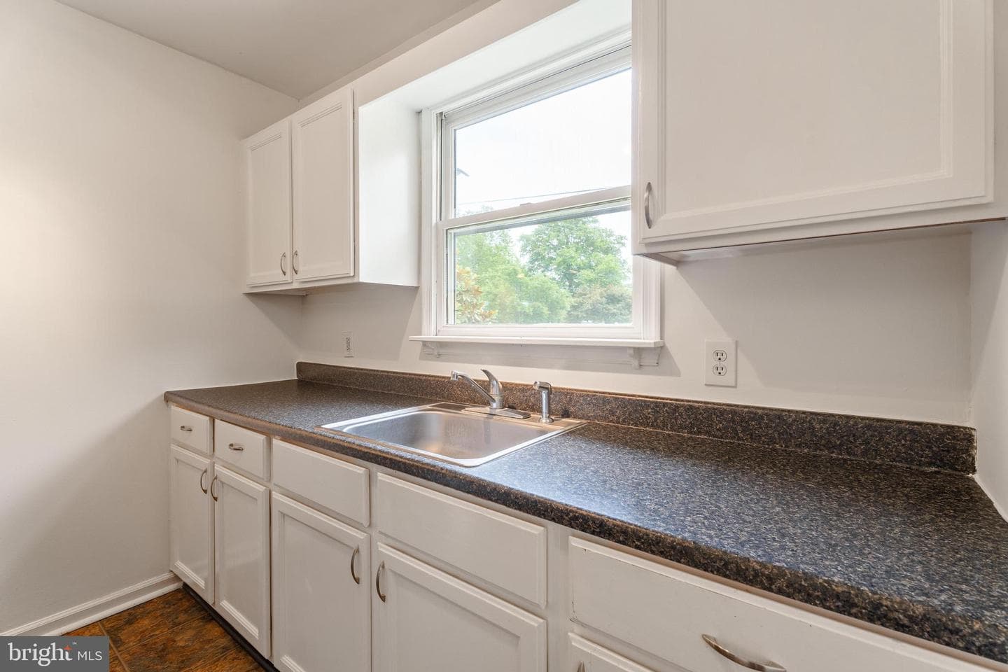 201 Buckingham Road photo 78