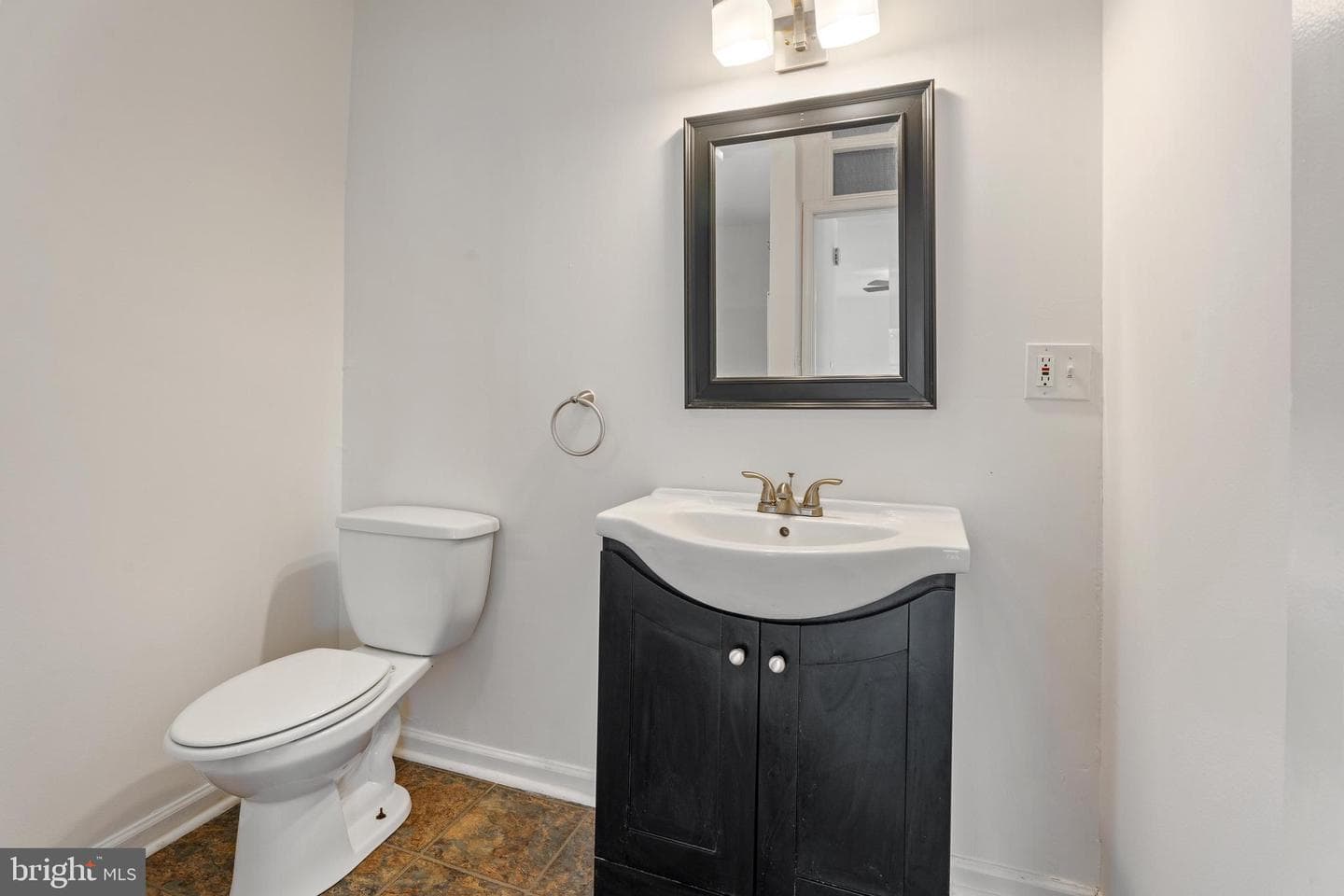 201 Buckingham Road photo 87