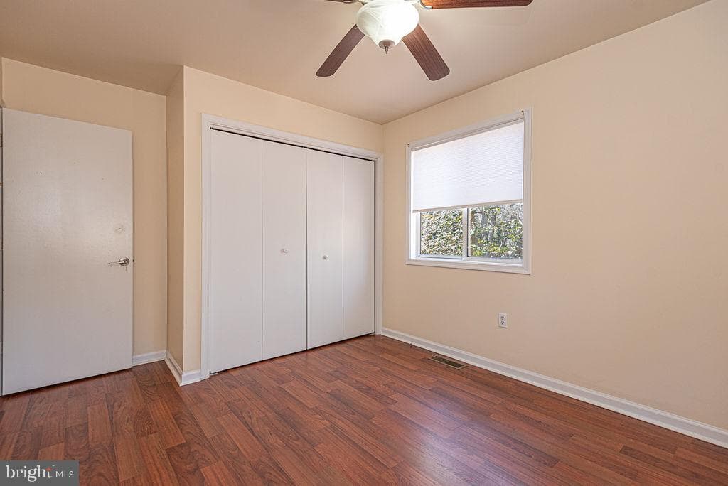 139 Camelot Circle photo 34