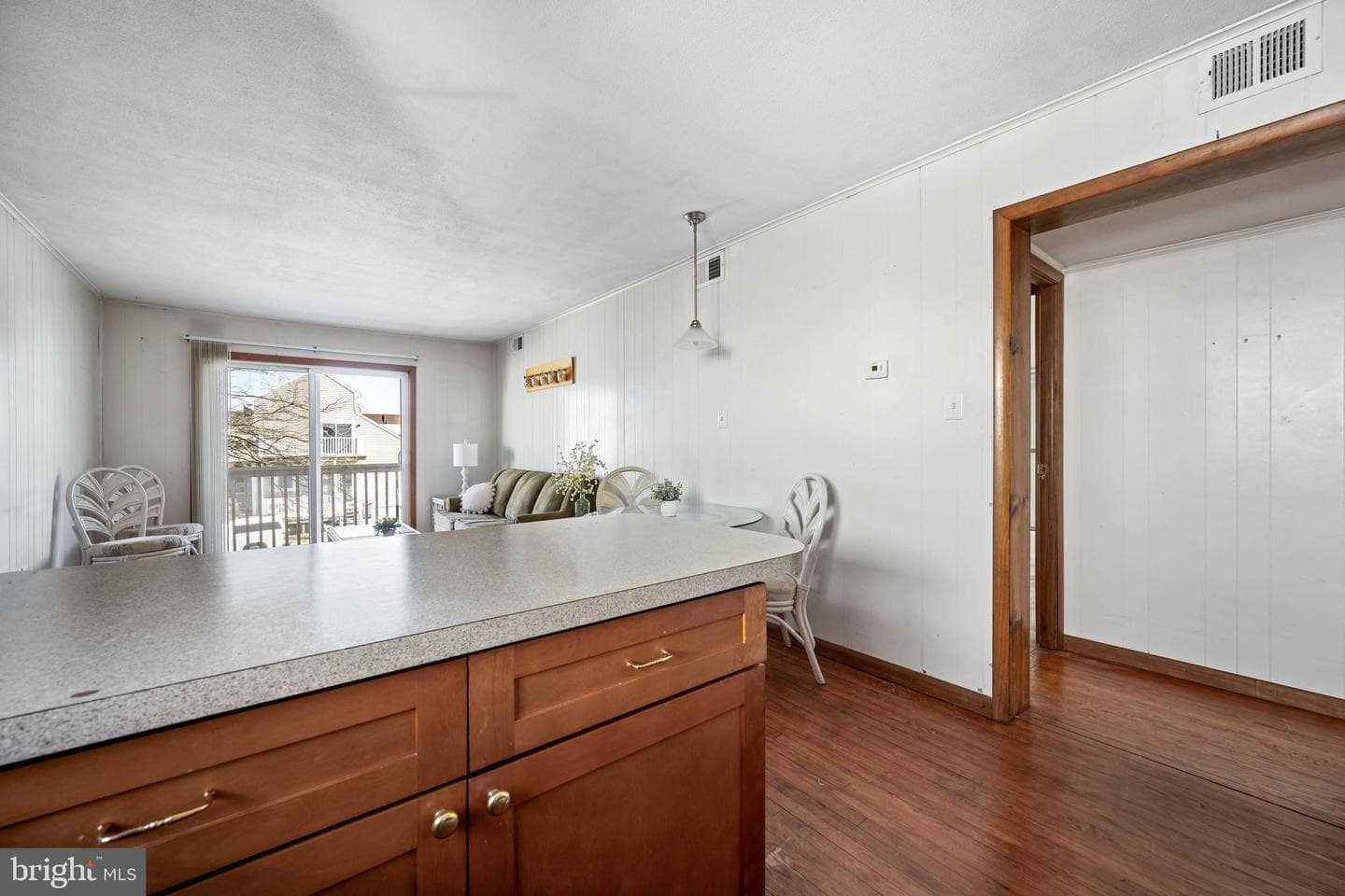 123 Jamestown Road #d photo 2