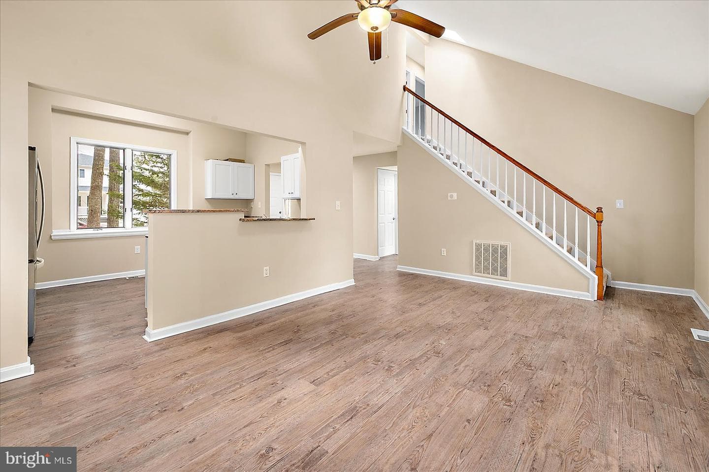 37 Watertown Road photo 11