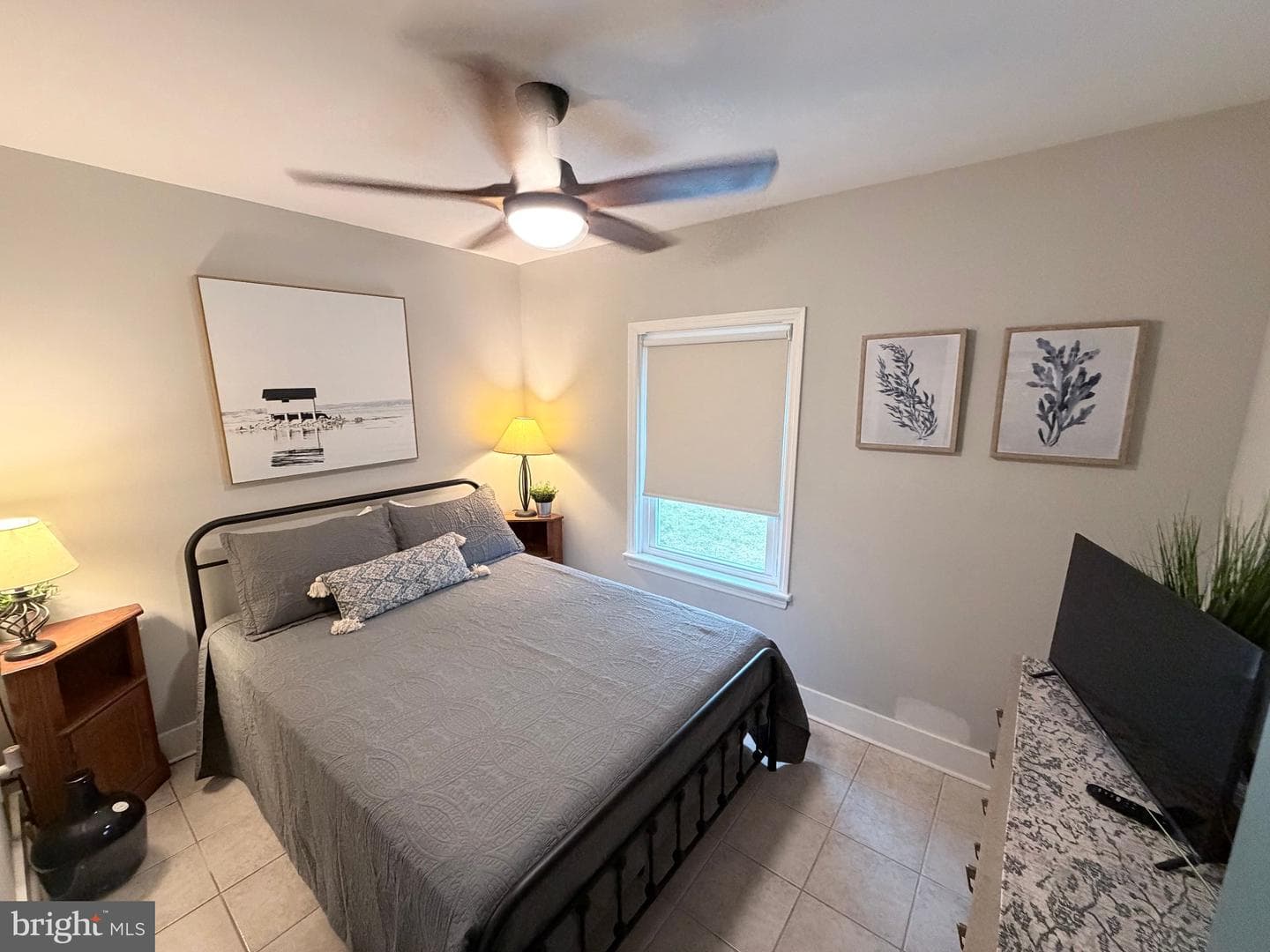 1407 N Saint Louis Avenue #1 photo 27