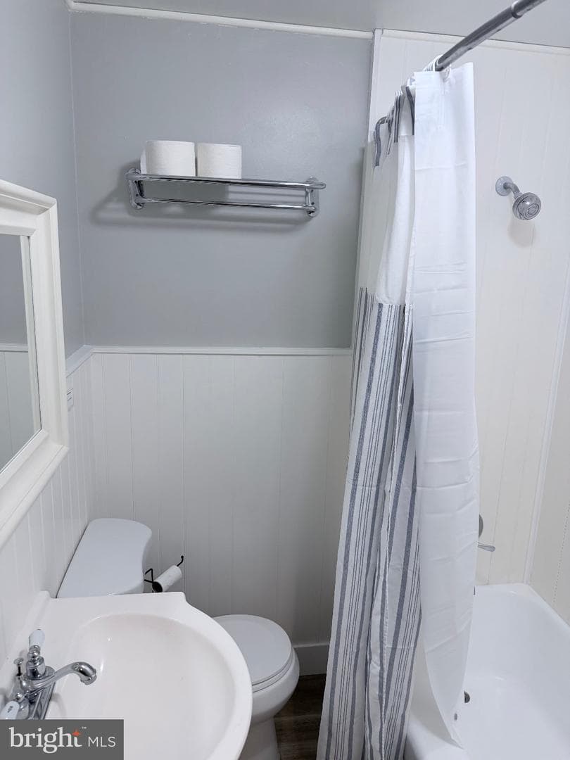 1407 N Saint Louis Avenue #5 photo 48