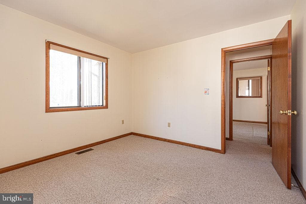 13 Drawbridge Road photo 47