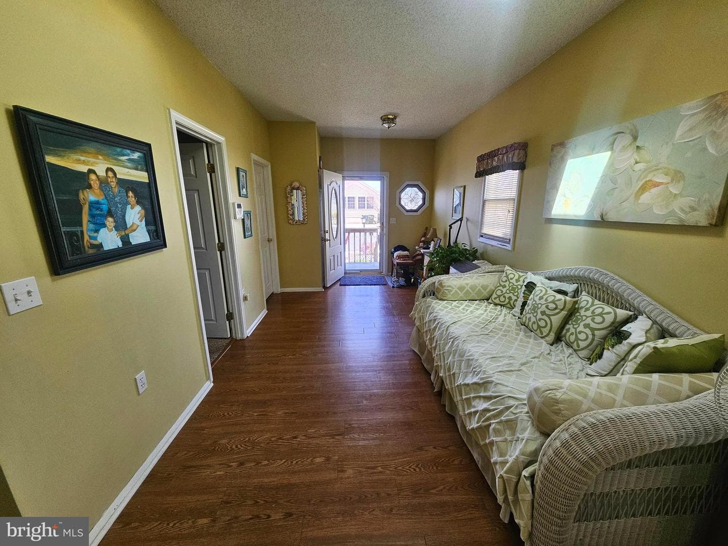 13316 Colonial Road photo 5