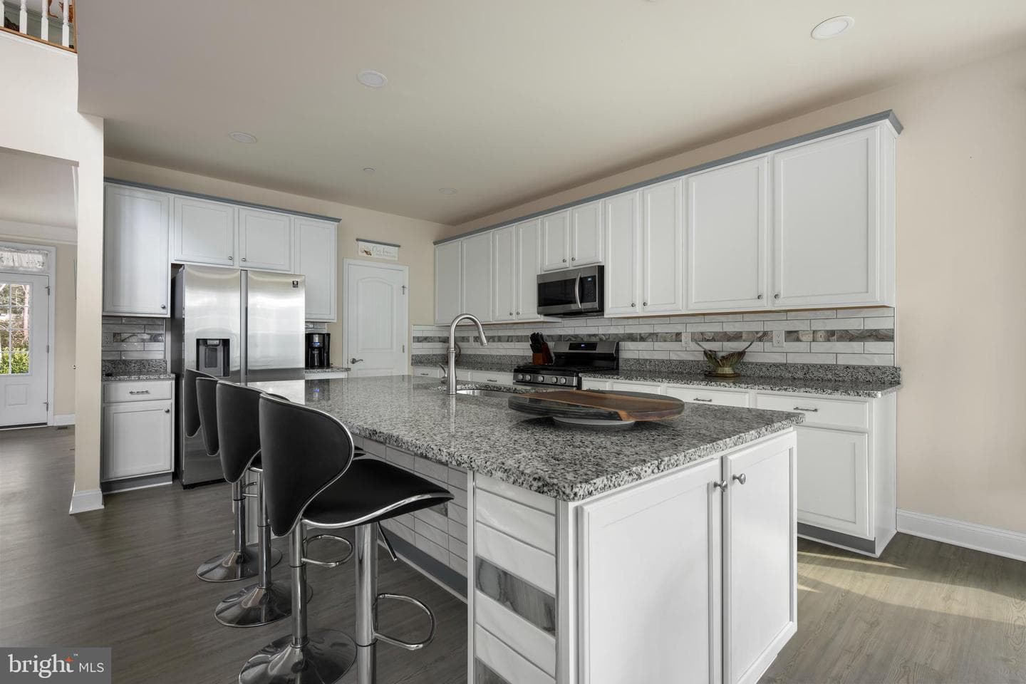 403 Bluewater Court photo 16