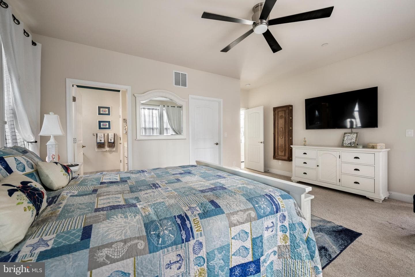 403 Bluewater Court photo 25