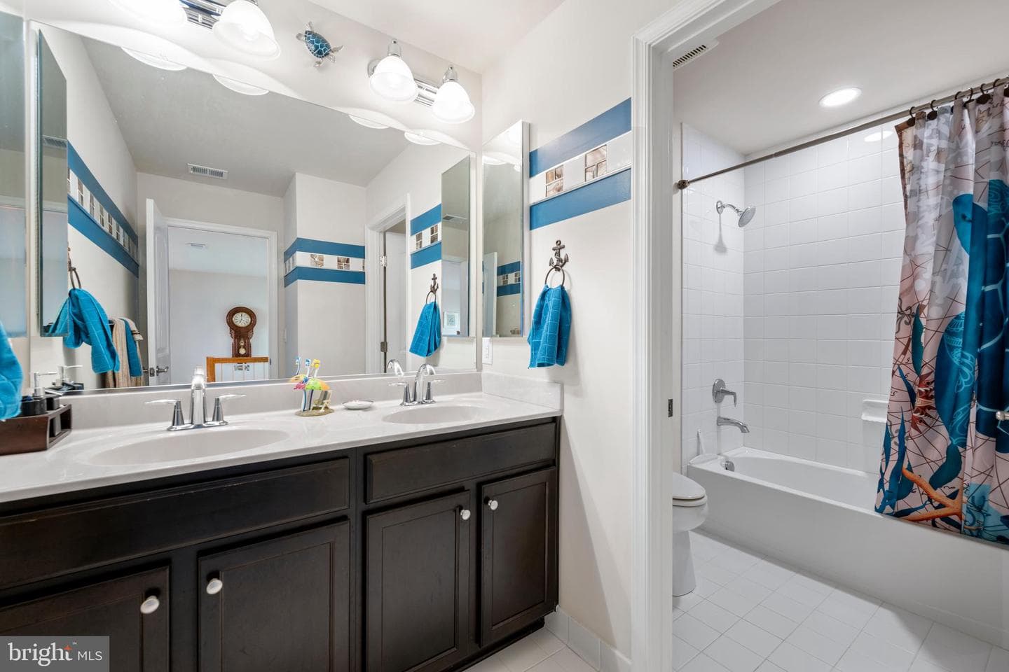 403 Bluewater Court photo 38