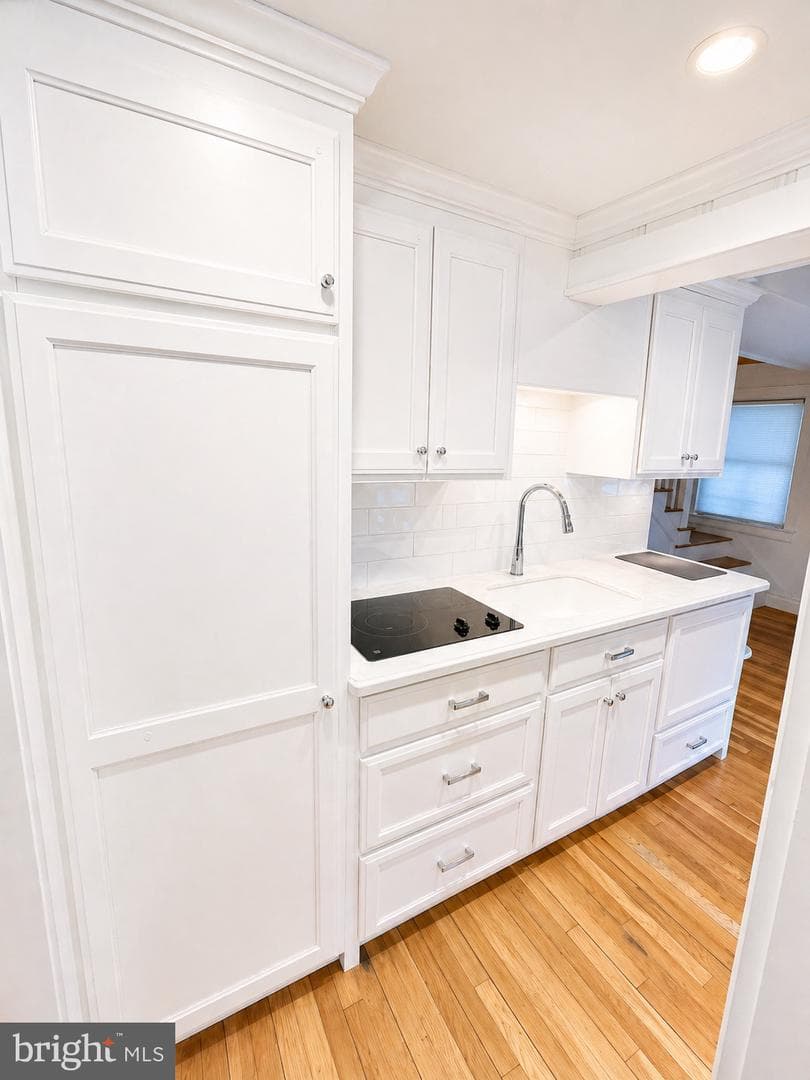 17 40th Street #c photo 3