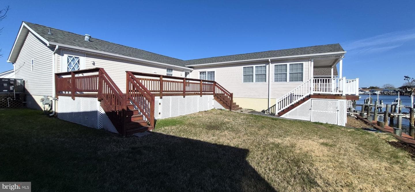 612 Gulf Stream Drive photo 3