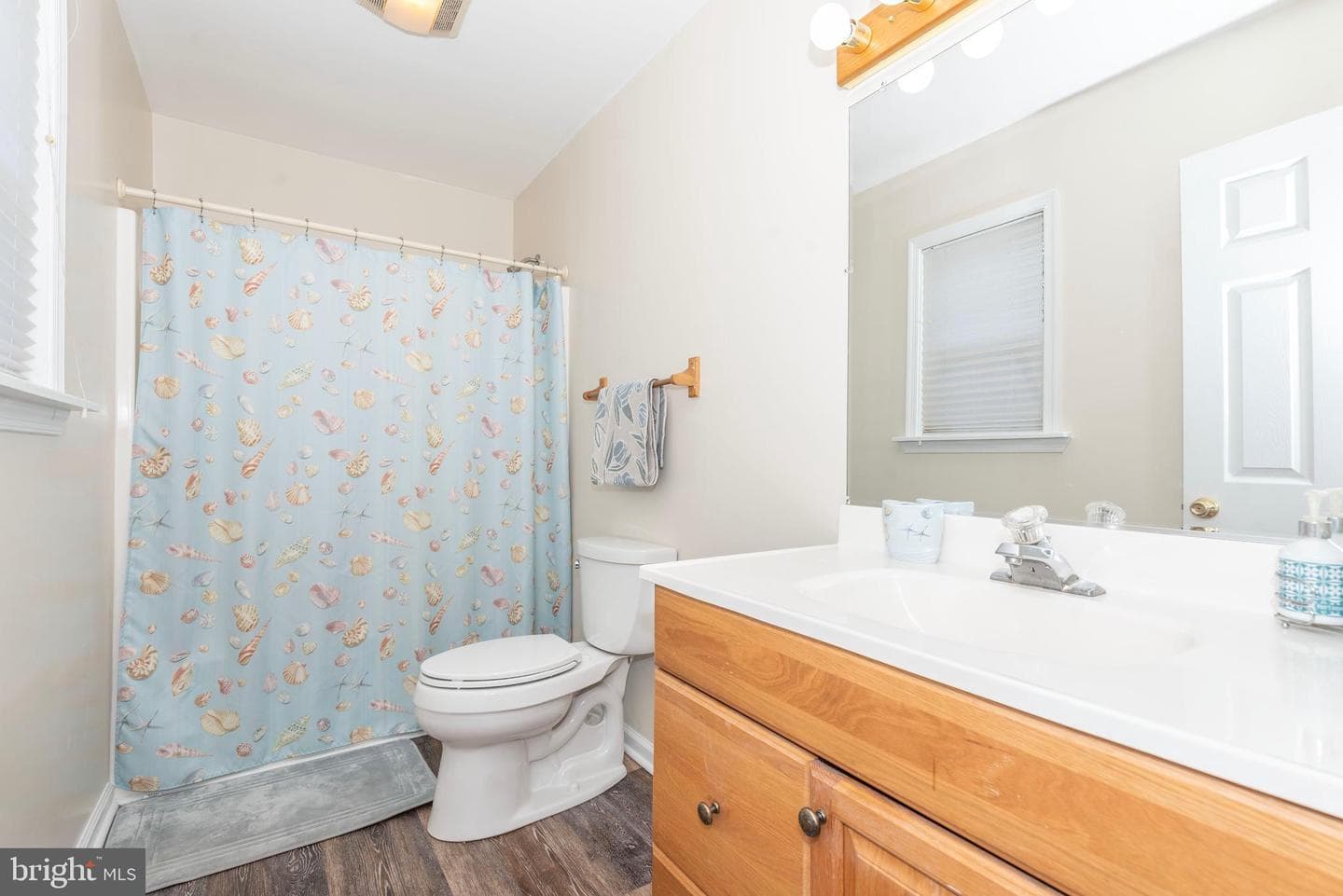 14 Garrett Drive photo 27