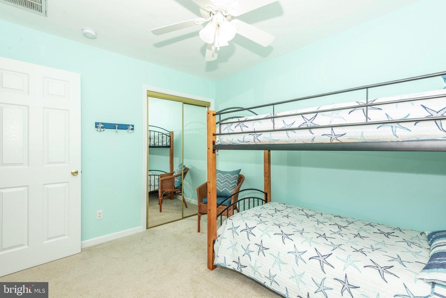 14 Garrett Drive photo 38