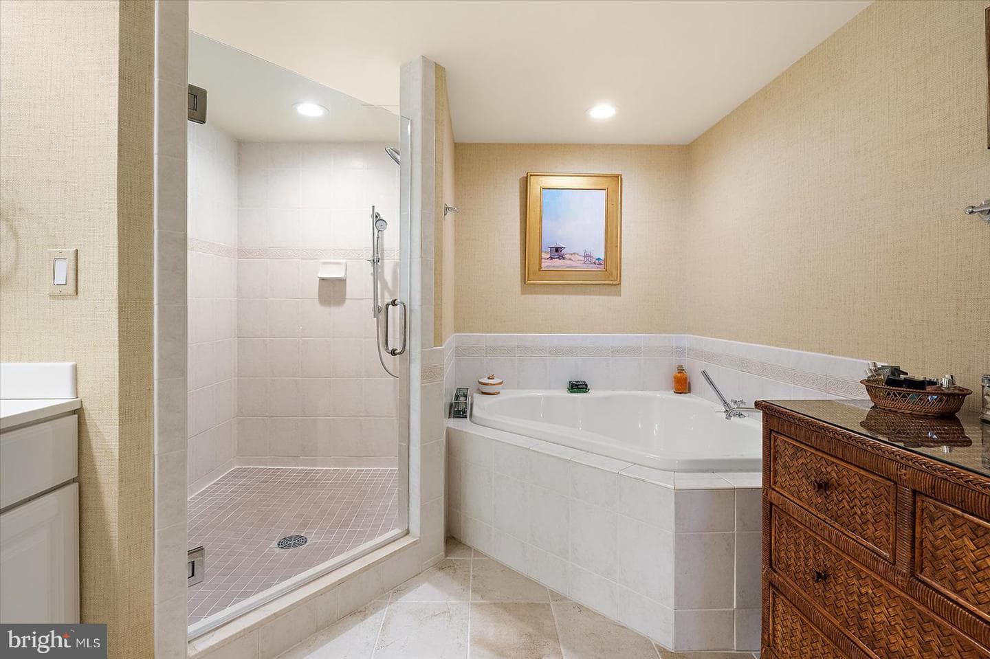 5901 Atlantic Avenue #404 photo 28