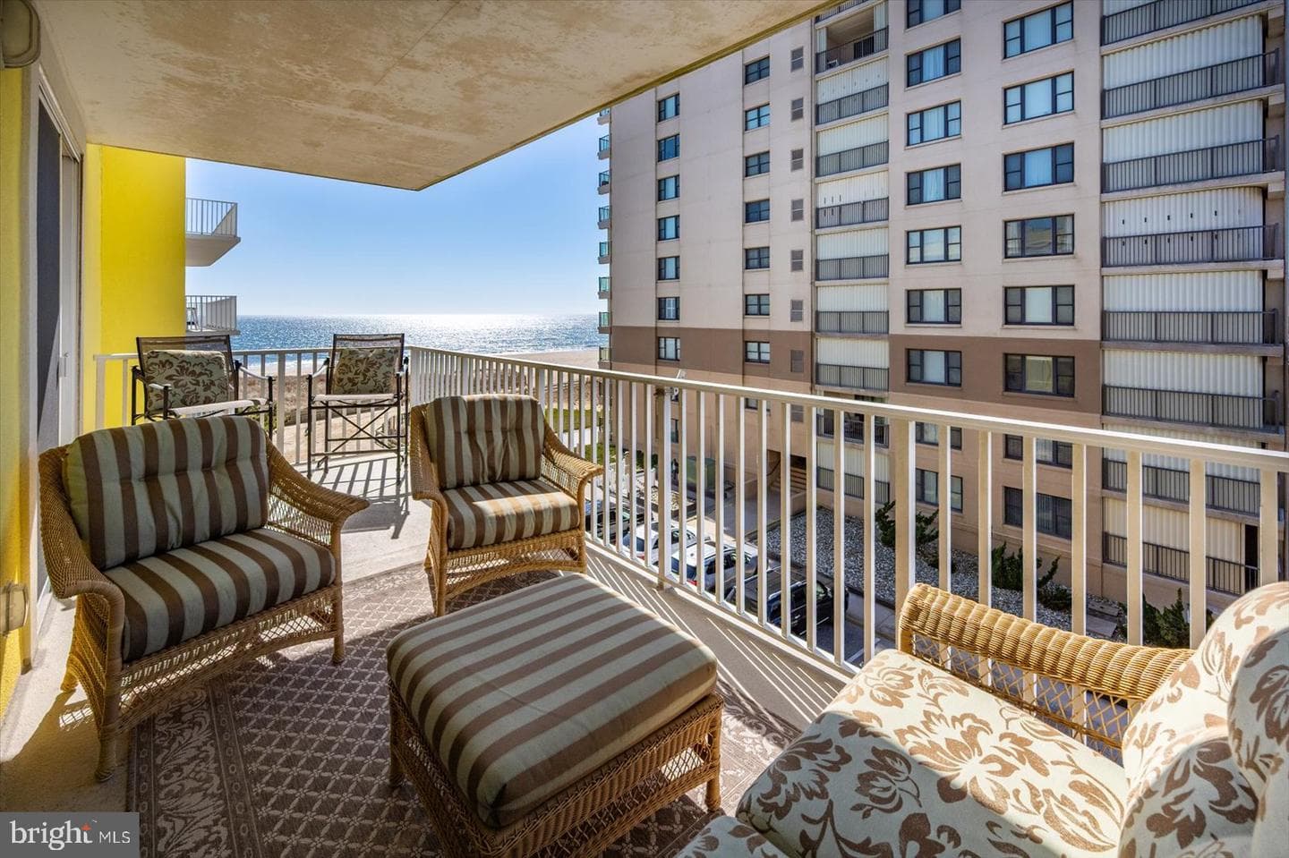 5901 Atlantic Avenue #404 photo 29