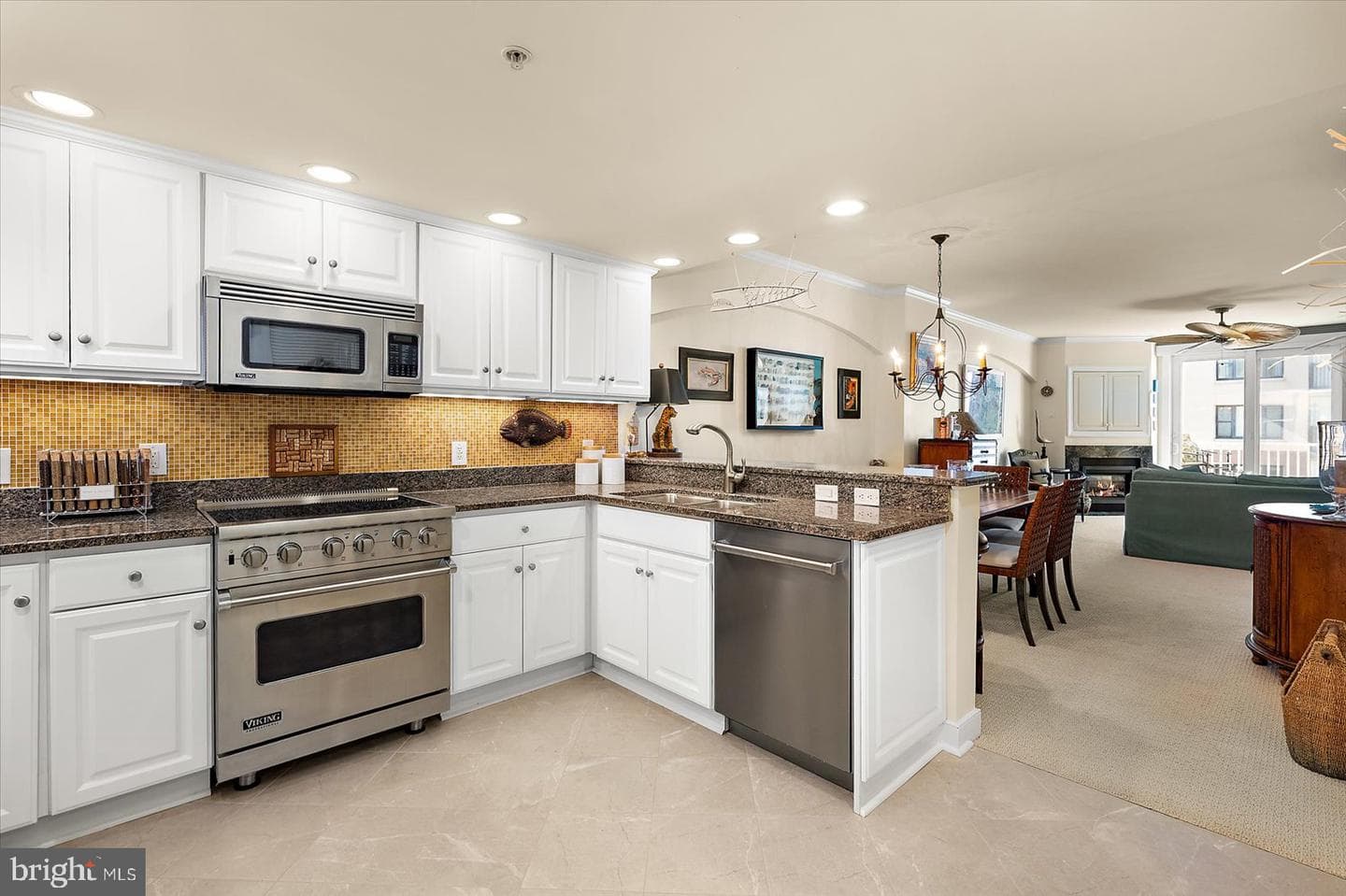 5901 Atlantic Avenue #404 photo 8