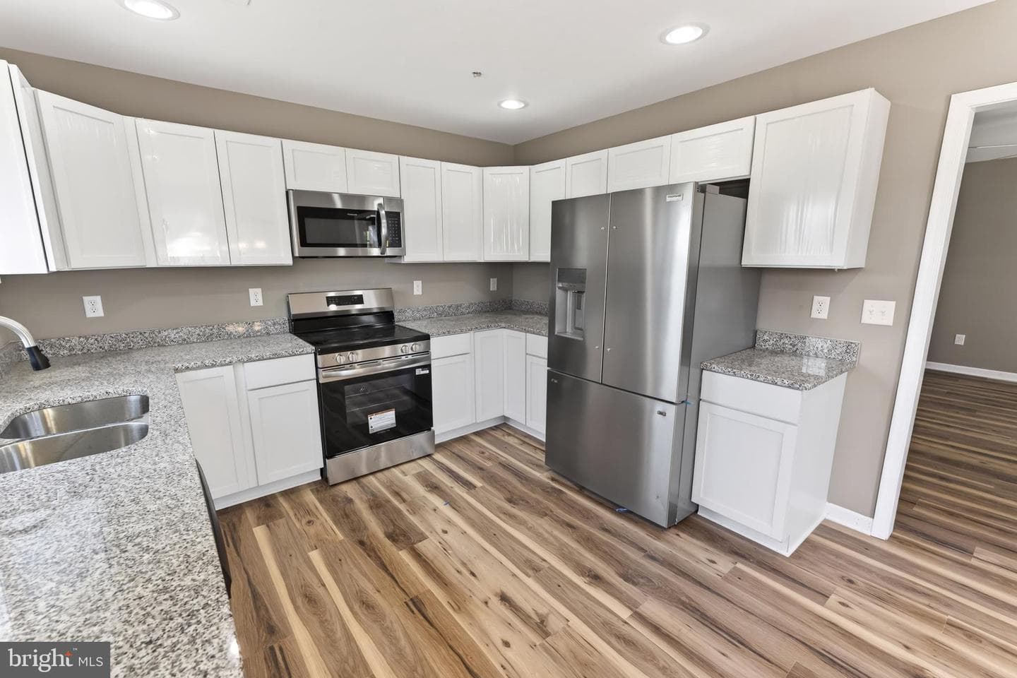 1200 Cedar Street photo 14