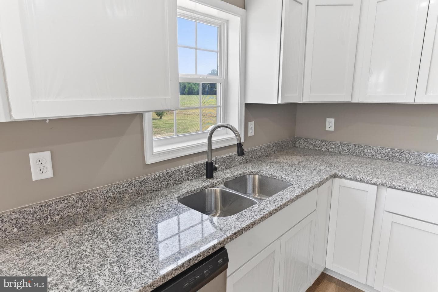 1200 Cedar Street photo 19