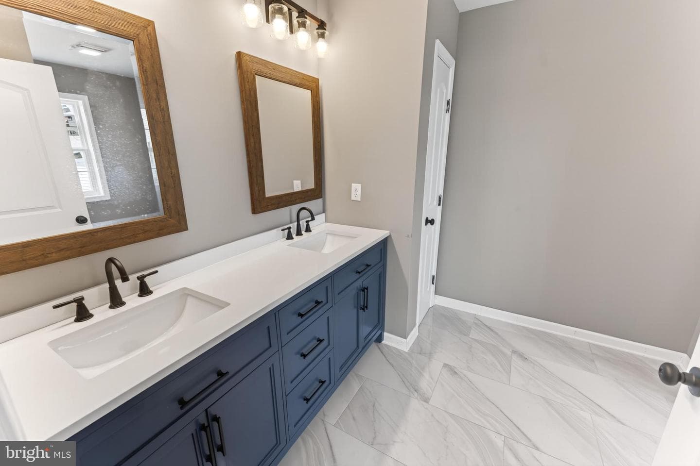 1200 Cedar Street photo 23