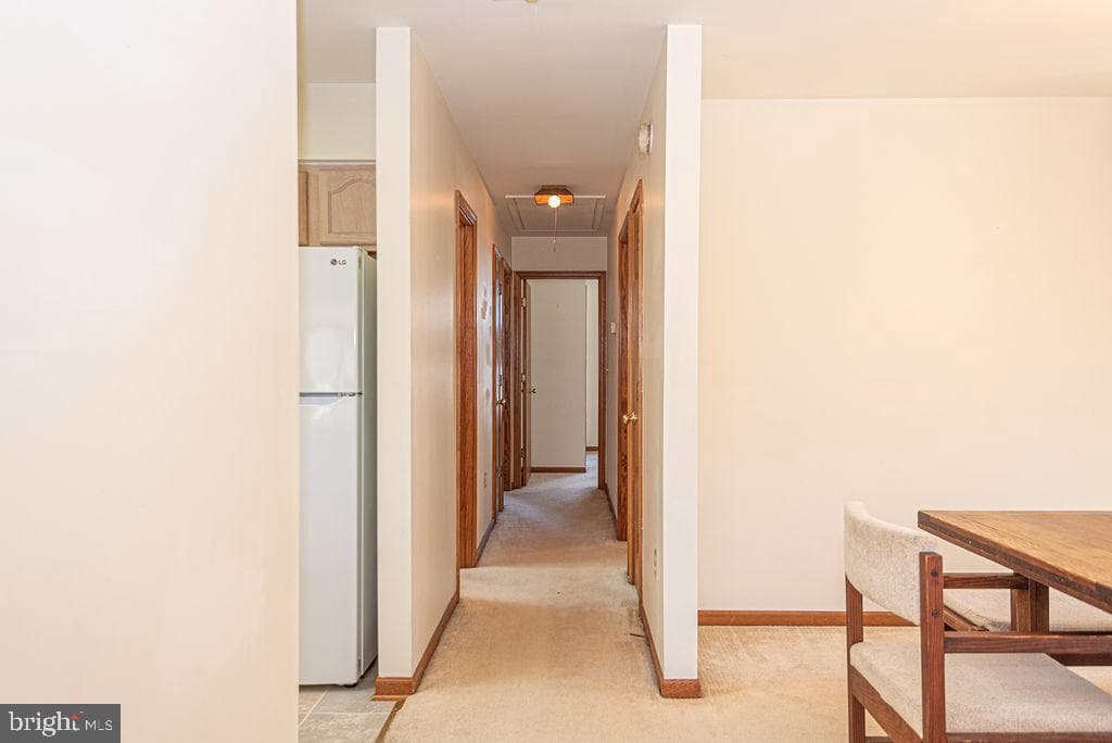 31 Watergreen Lane photo 15