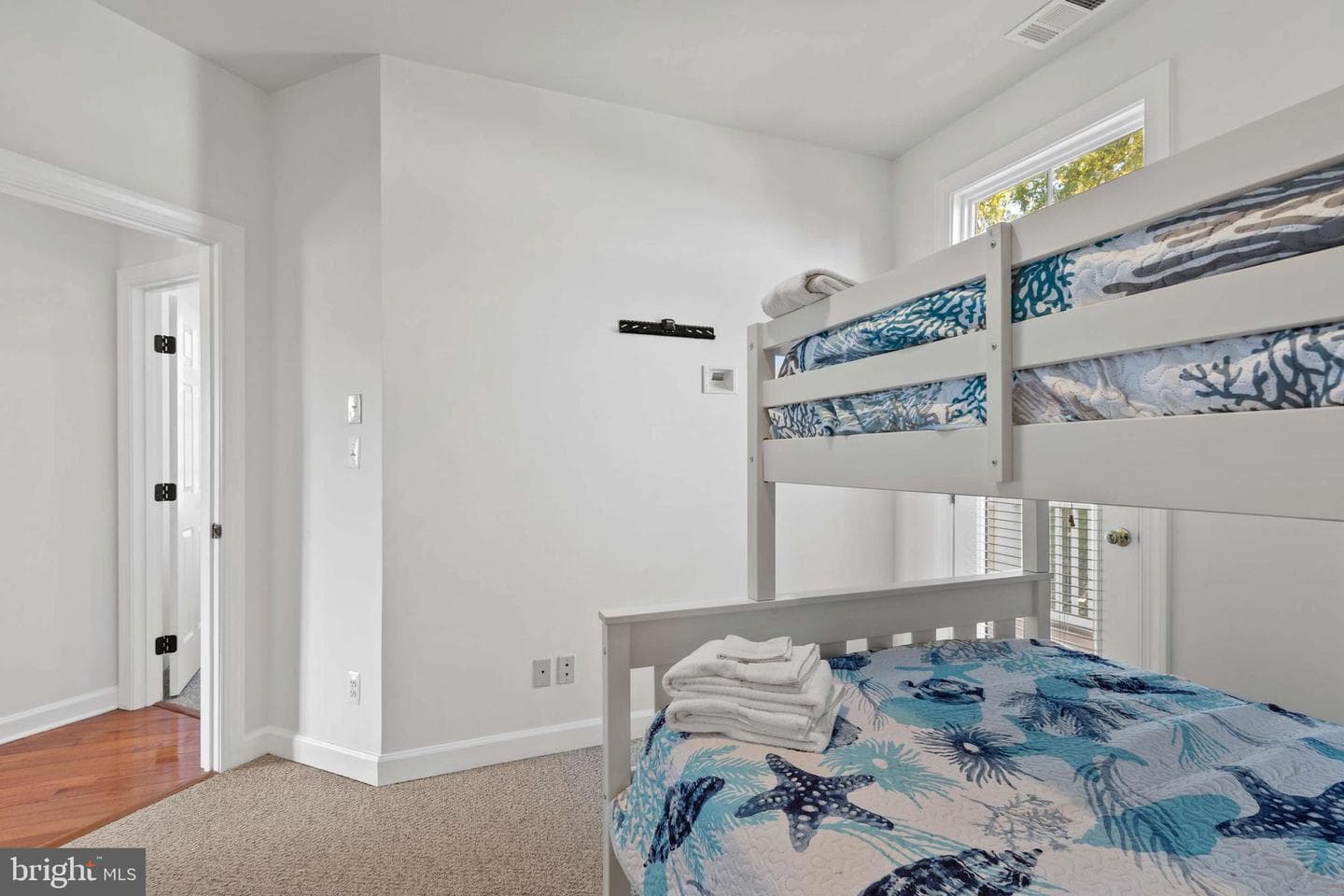 27 Island Edge Dr # 27C photo 52