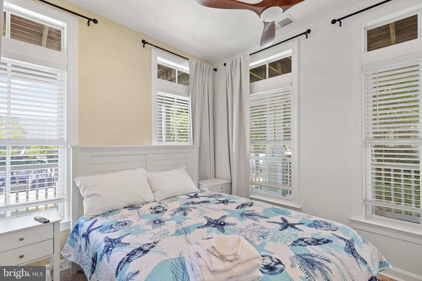 27 Island Edge Dr # 27C photo 59