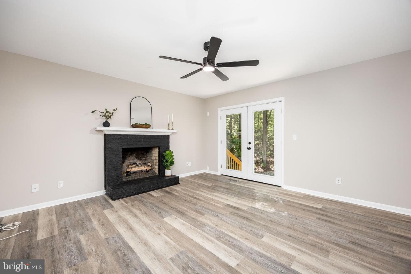 2033 Wildwood Trail photo 40