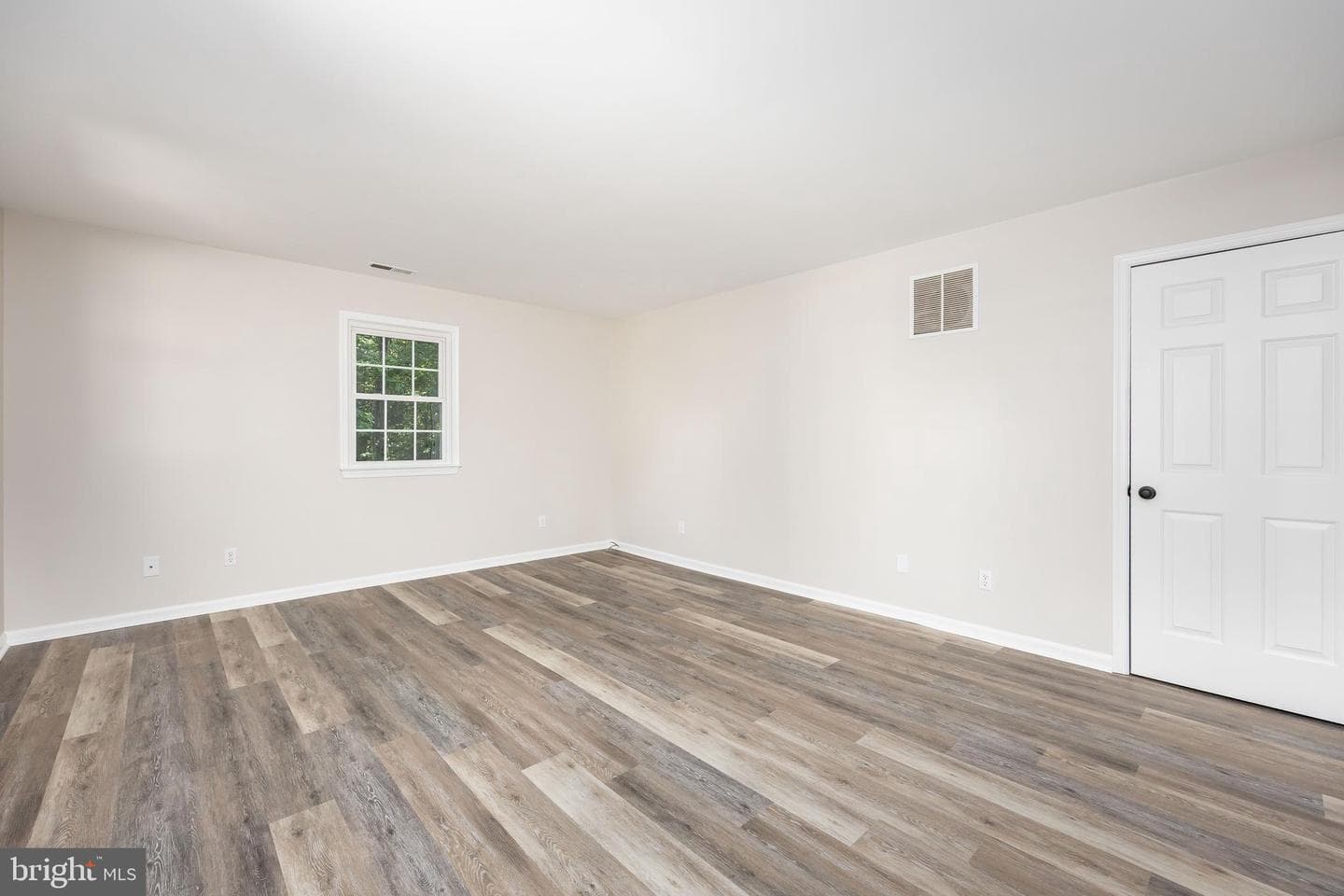 2033 Wildwood Trail photo 48