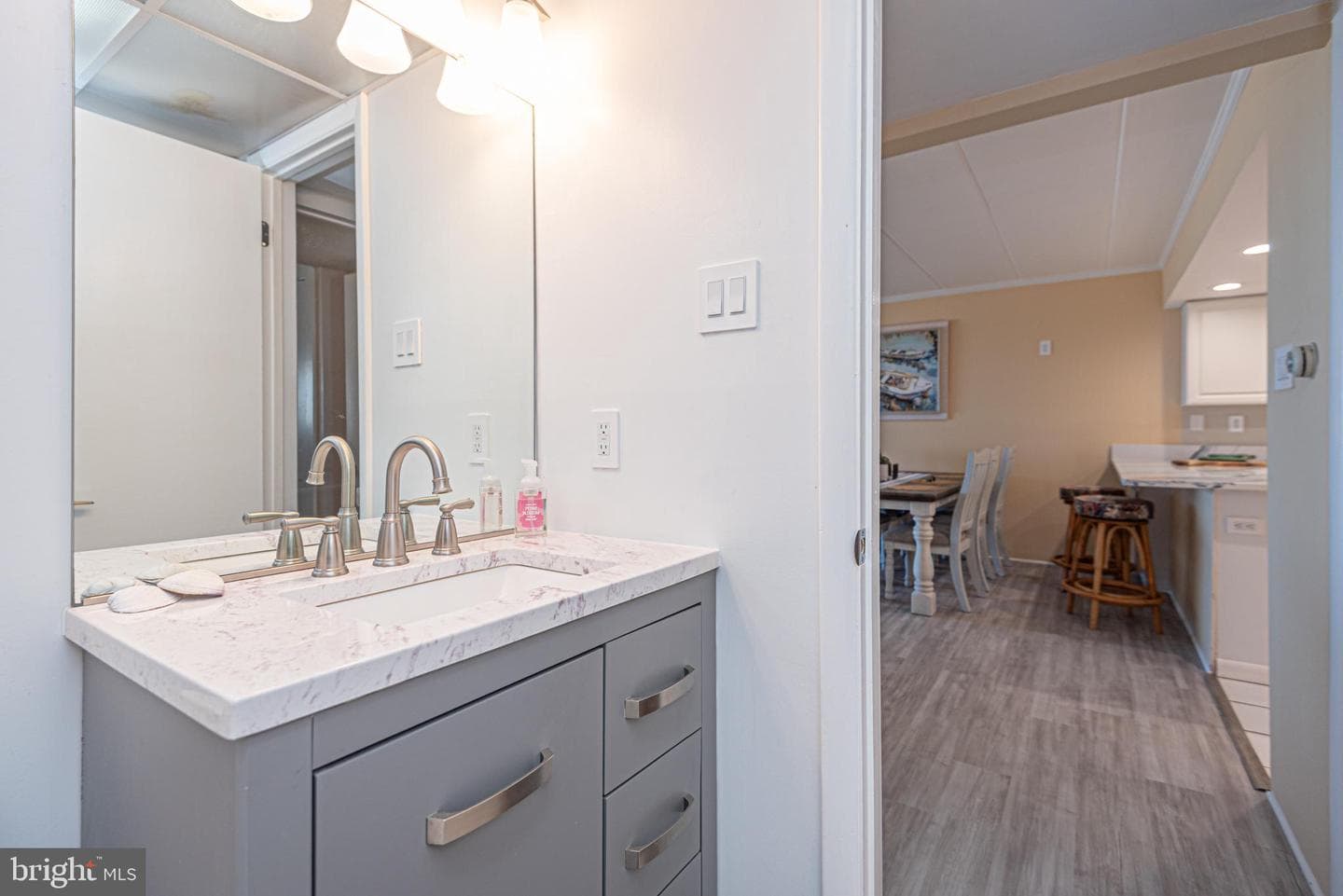 5001 Atlantic Avenue #104 photo 25