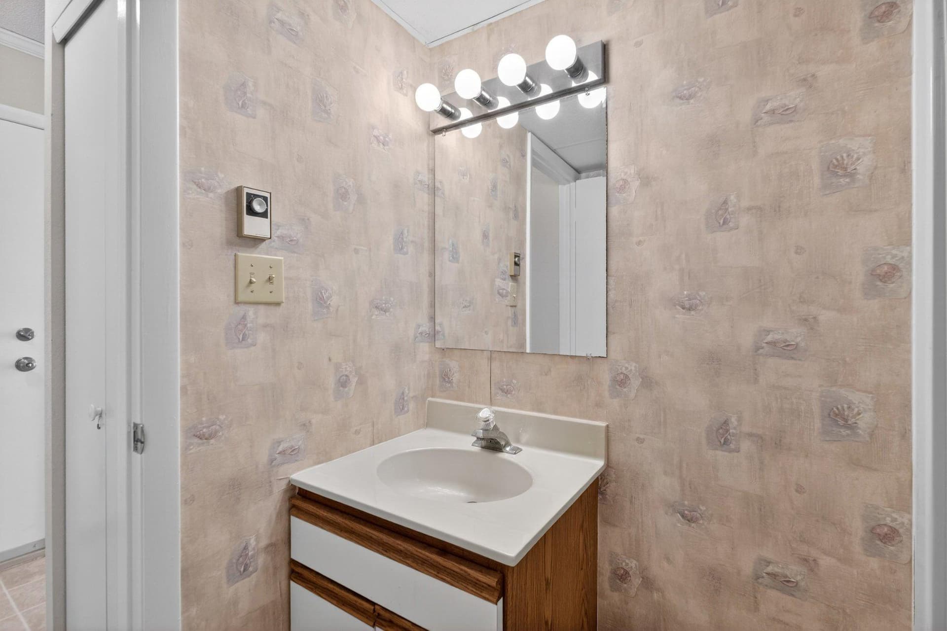 6 42nd Street #103 photo 16