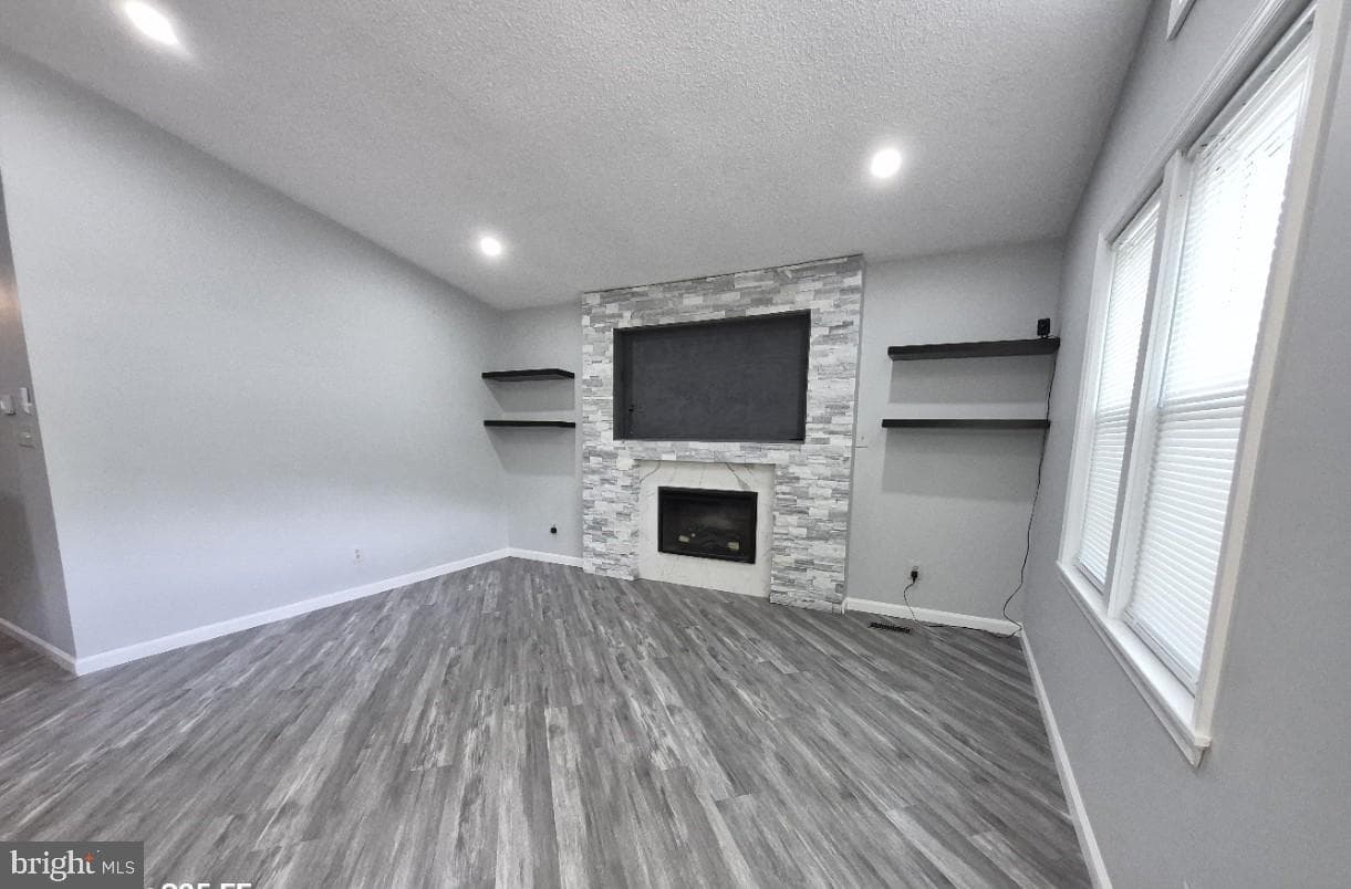 220 Ocean photo 8
