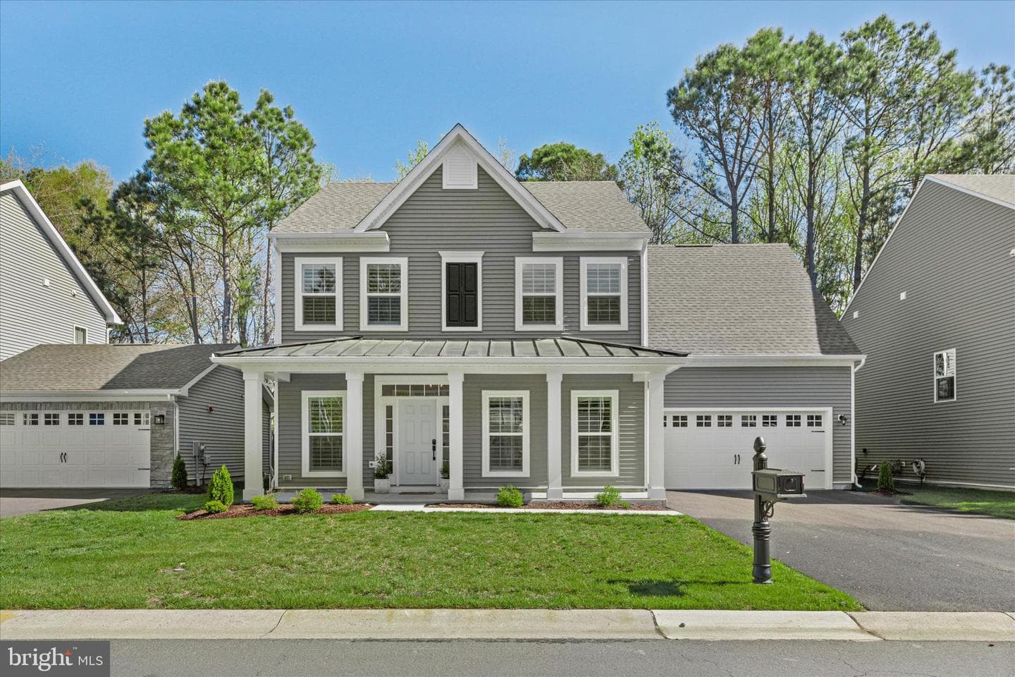 12105 Landings Boulevard photo 1
