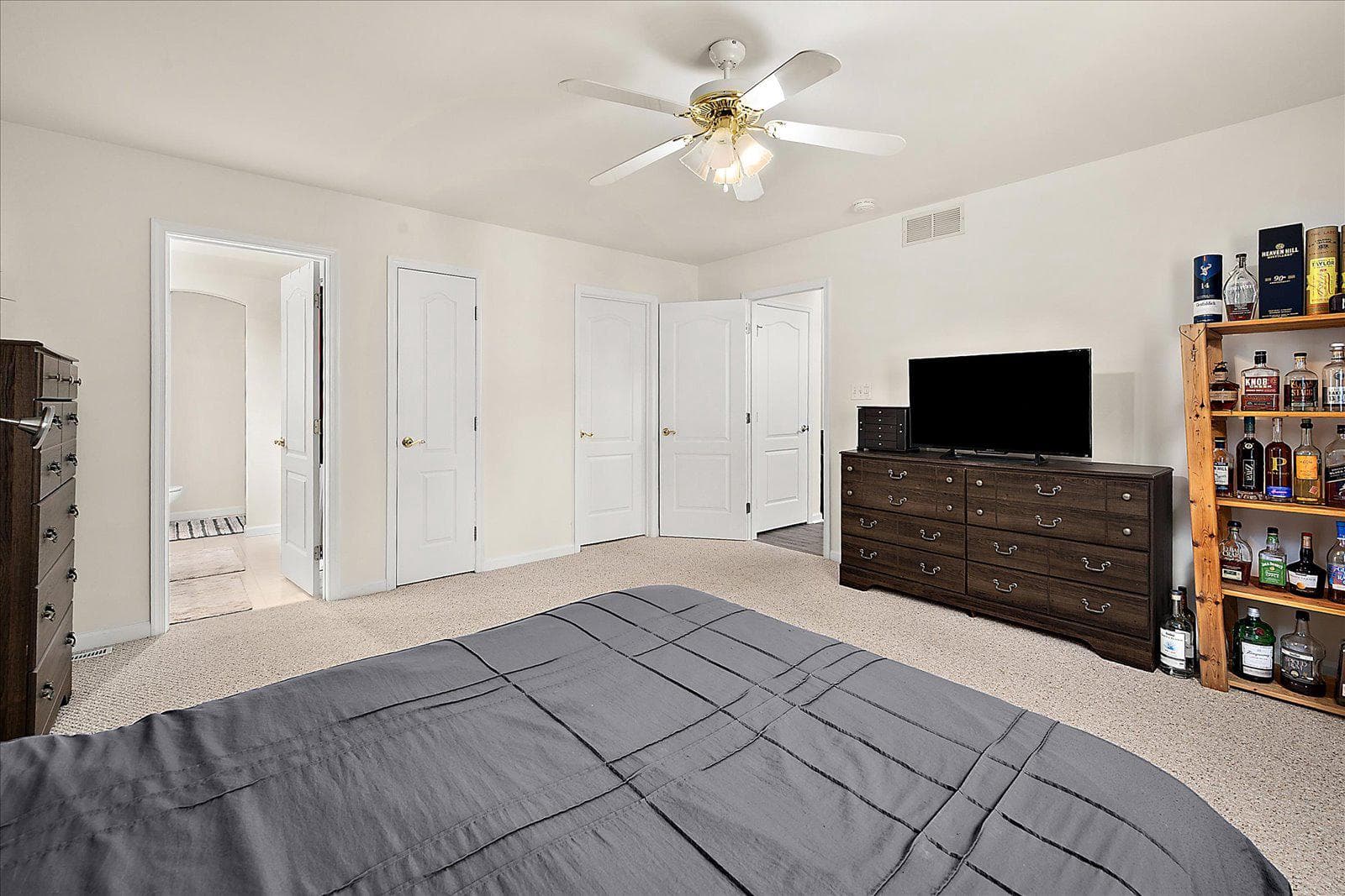 2 Moonraker Road photo 23
