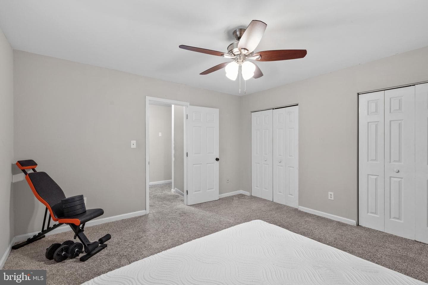 6 Fleet Court photo 17