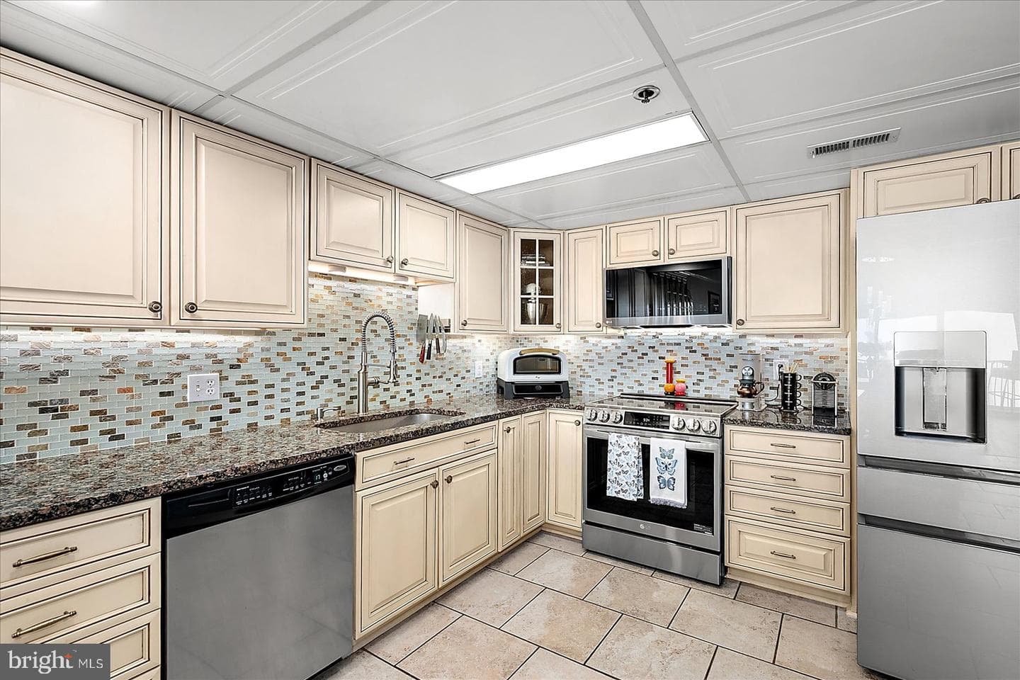8105 Atlantic Avenue #604 photo 18