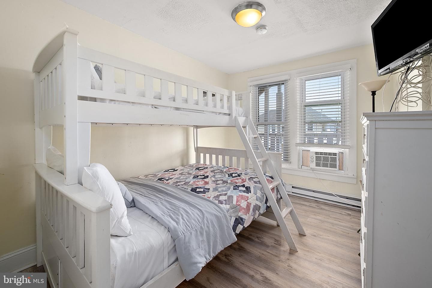 404 Saint Louis Avenue #12 photo 25