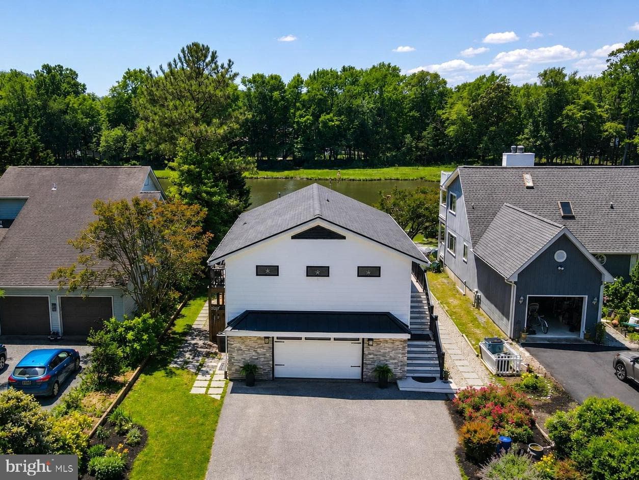 44 Boston Drive