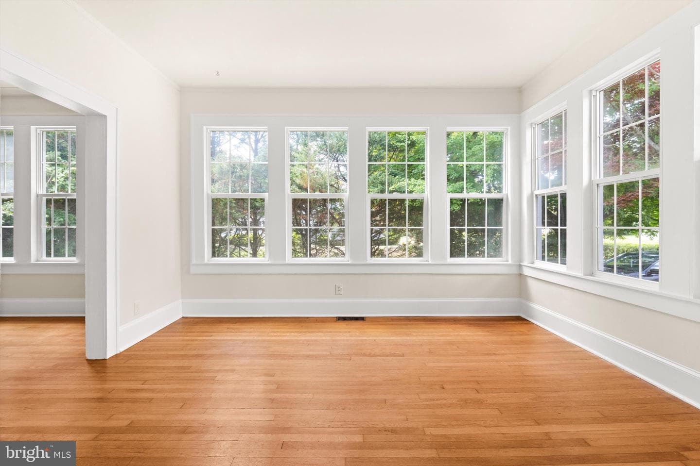 314 E Market Street photo 8